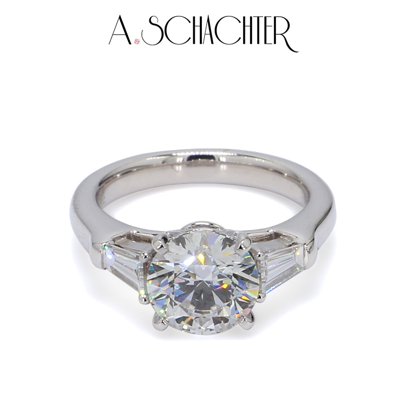 Luminous Grace Round Ring （2.01 ct. Round cut)