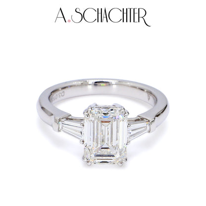 Luminous Grace Emerald Ring （3.01 ct. emerald cut)