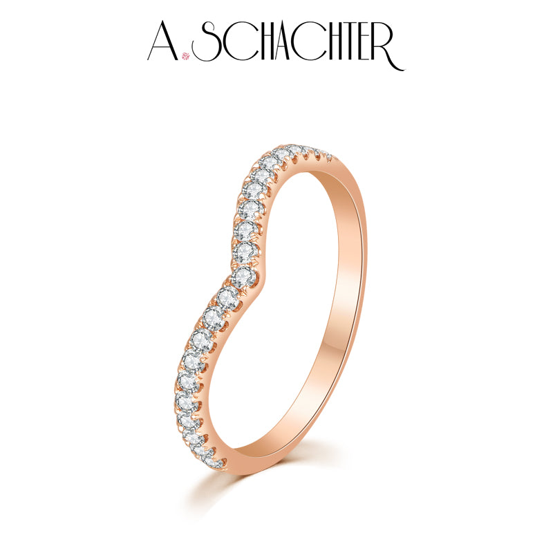 V-shaped pavé band （0.46ct. Round cut)