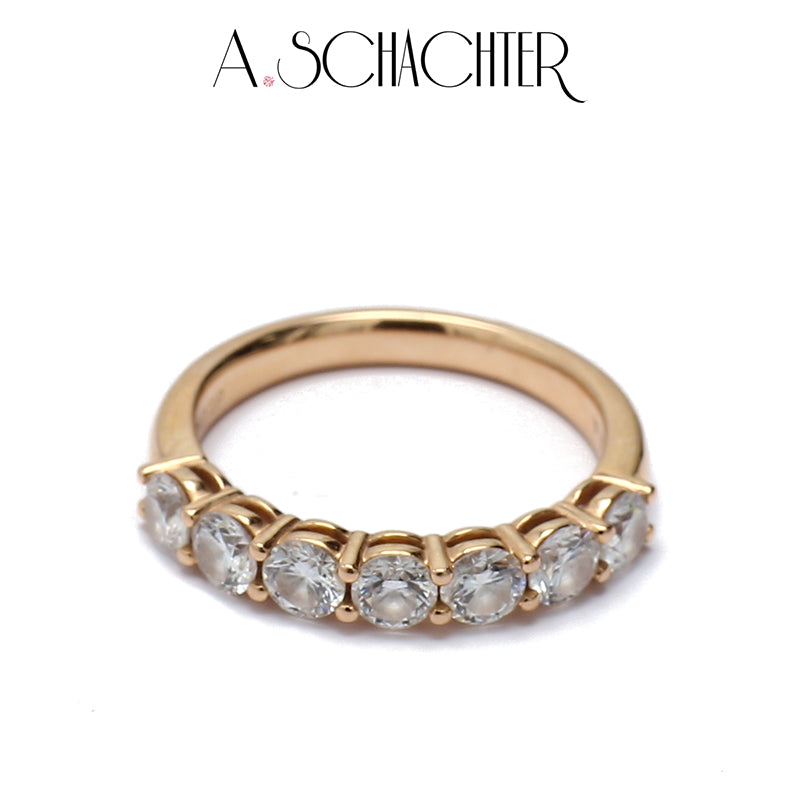 Classic Radiance Diamond Eternity Band （0.1 ct * 7. Round cut)