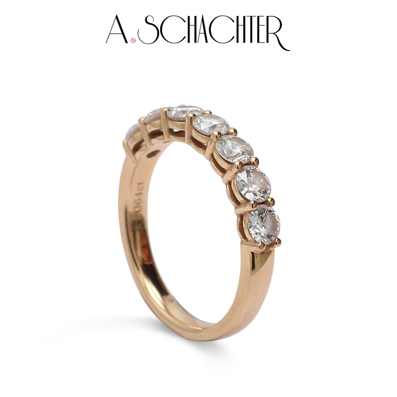 Classic Radiance Diamond Eternity Band （0.1 ct * 7. Round cut)