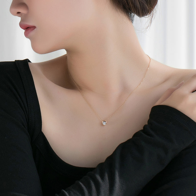 Classic Bezel Diamond  Necklace （0.2 ct. round cut)